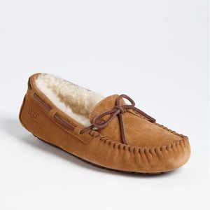 Women’s UGG Dakota Slipper